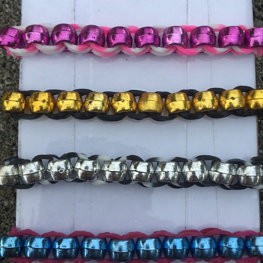 Bundle of 4 bracelets!